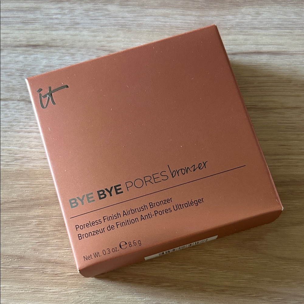 it Cosmetics Poreless Finish Airbrush Bronzer